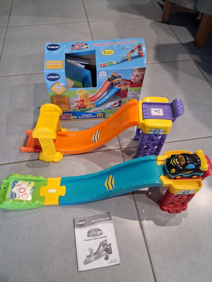 Tut tut bolide tremplin super cascade