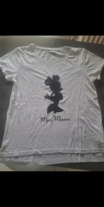 T- shirt" disney' taille 0