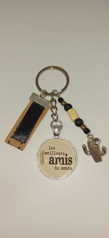 Porte clé message bijoux de sac " Les meilleurs amis du monde'