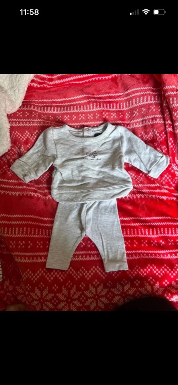 Ensemble bébé fille 1 mois