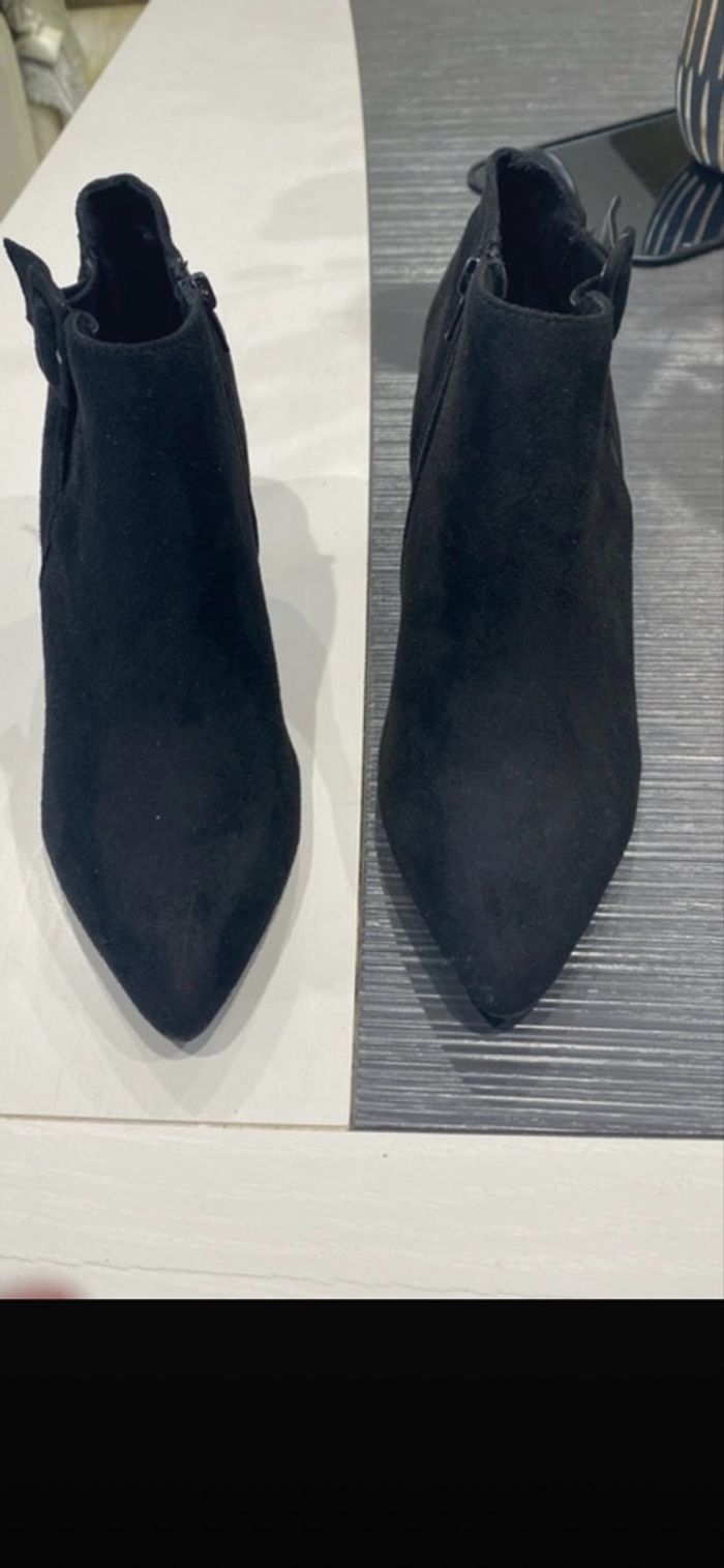 Bottines noires  daim - photo numéro 3