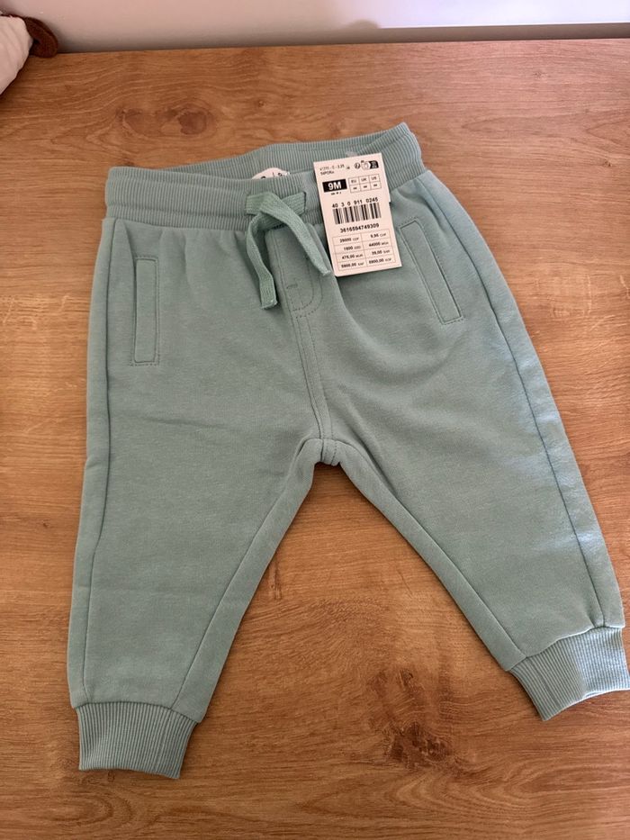 Ensemble bébé 3 pièces - taille 9 mois - Gémo - neuf avec étiquette - photo numéro 3