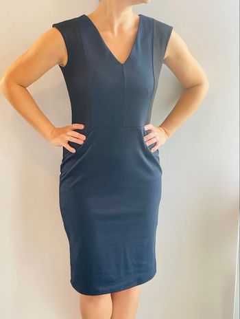 Robe moulante chic femme sans manches bicolore