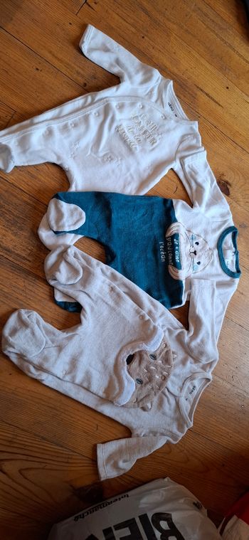 Lots 3 pyjamas