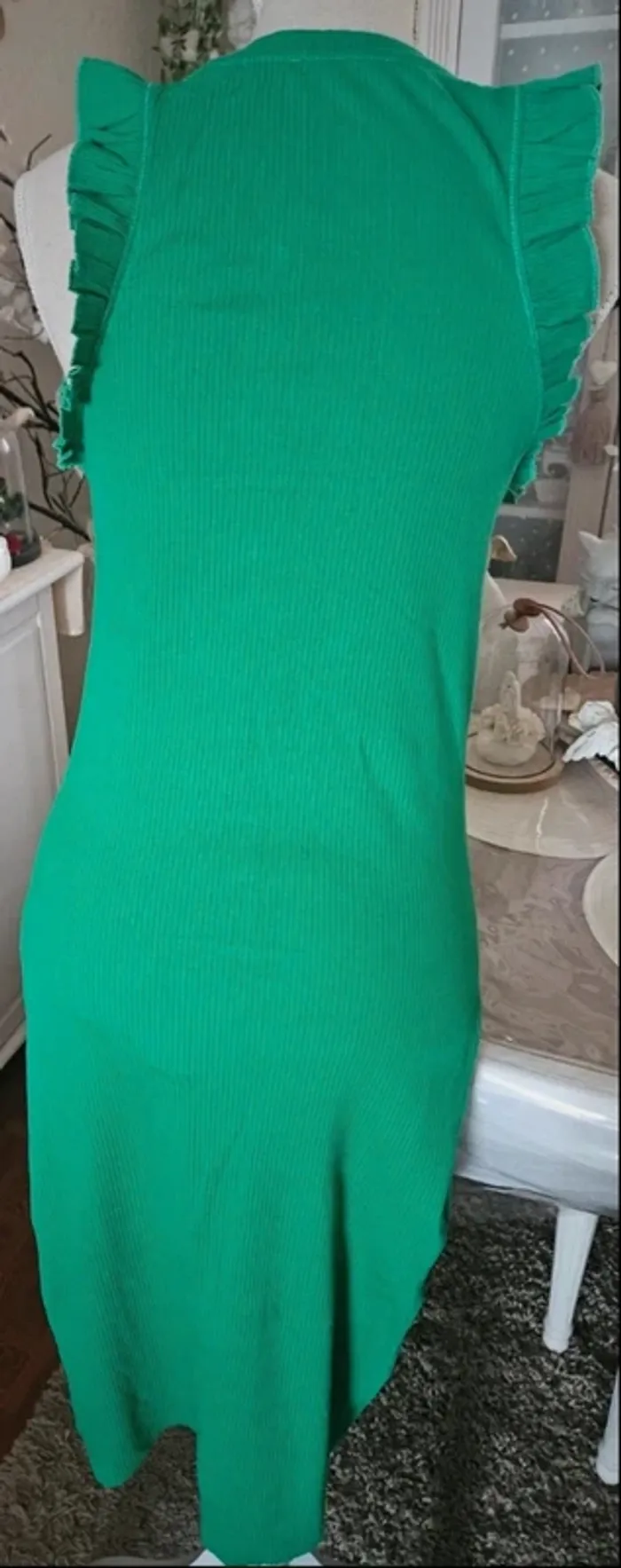 Robe verte longue sans manches Zara Taille M Neuve - photo numéro 3