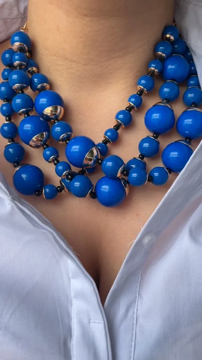 Collier perles bleu royal Week-end Max Mara - photo numéro 2