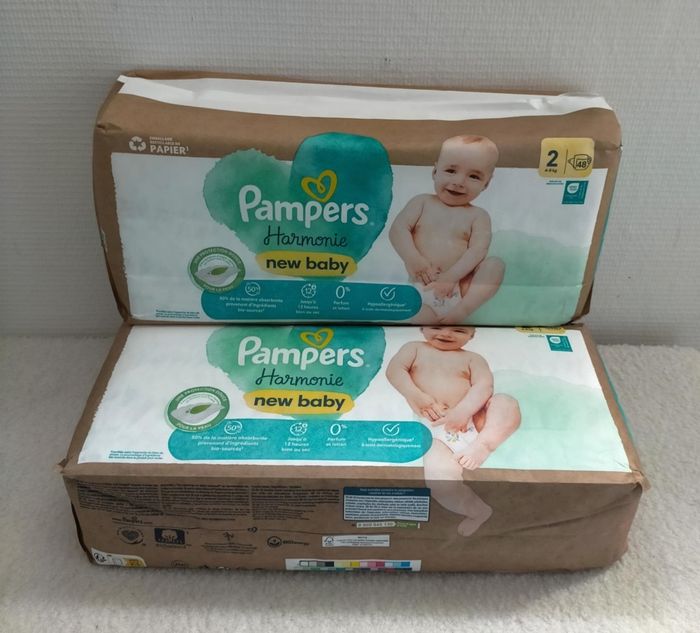 Lot couches pampers harmonie taille 2