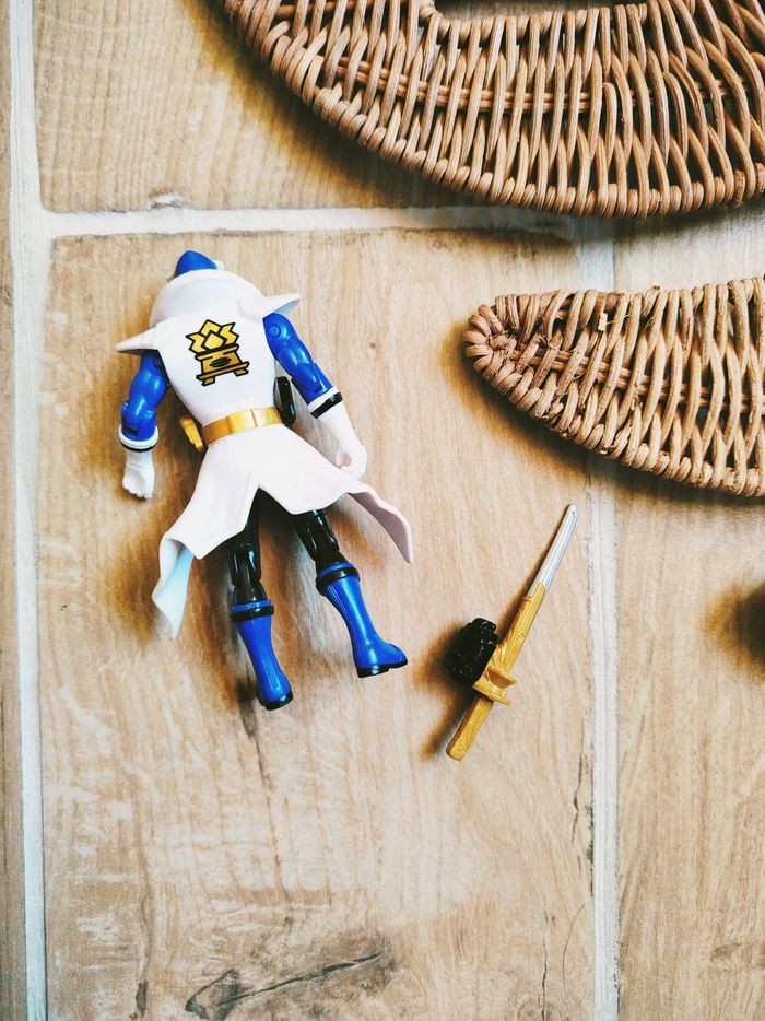 🙅 Power rangers Super Samurai figurine articulée du ranger bleu avec son épée marque Bandai - photo numéro 2