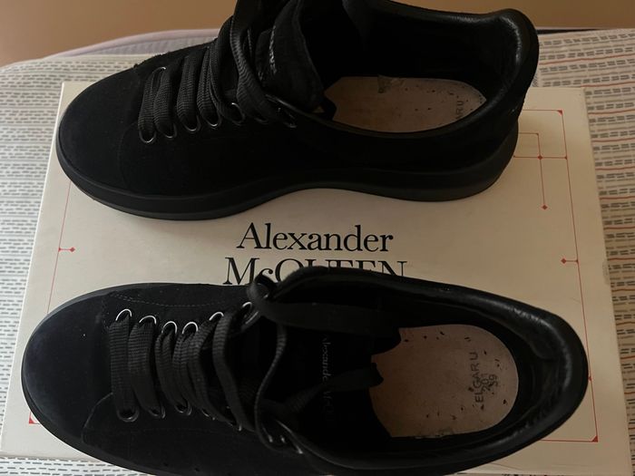 Alexander McQueen / Daim noir - photo numéro 3