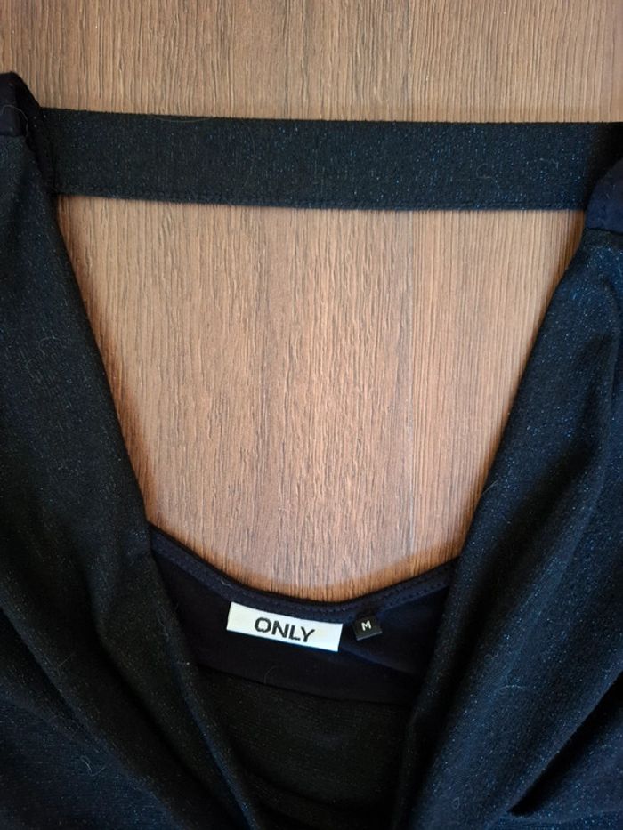 T-shirt noir à paillettes - photo numéro 2