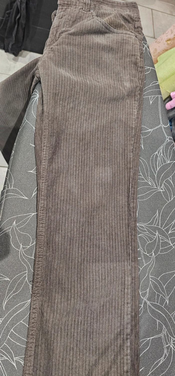 Pantalon côtelé velours taille 40 Armand thierry - photo numéro 4