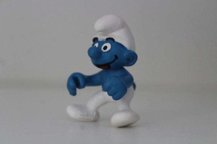 Figurine Schtroumpf conducteur 1999