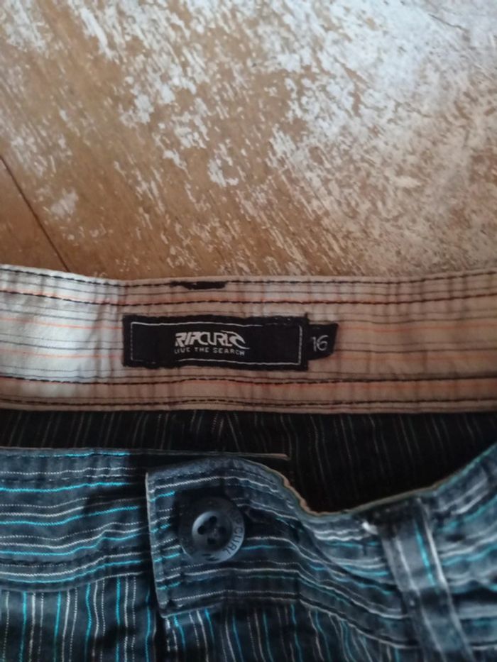 Lot de 3 bermudas Vans RipCurl Boboli - photo numéro 8