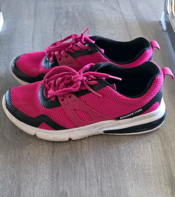 Baskets t35 - photo numéro 2