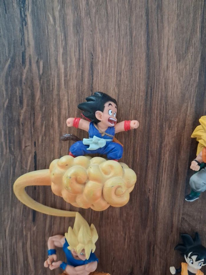 Lot de 11 figurines Dragon Ball Z Gashapon Hachette Goku nuage Trunk futur Gotrunk C17 - photo numéro 2