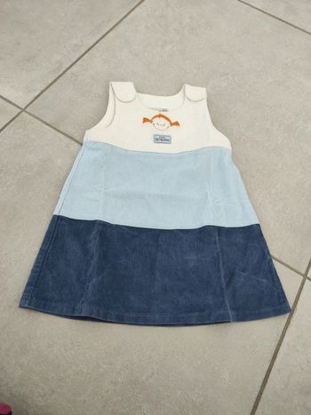 Robe en velours in extenso. 18 mois