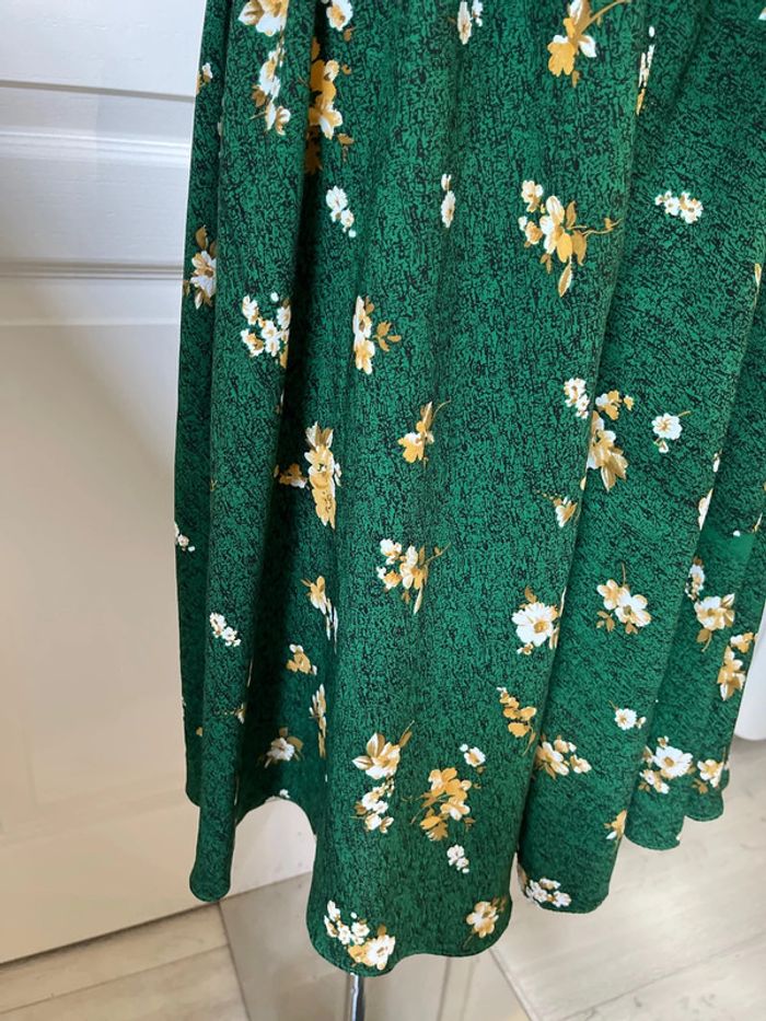 Short vert à fleurs - photo numéro 5