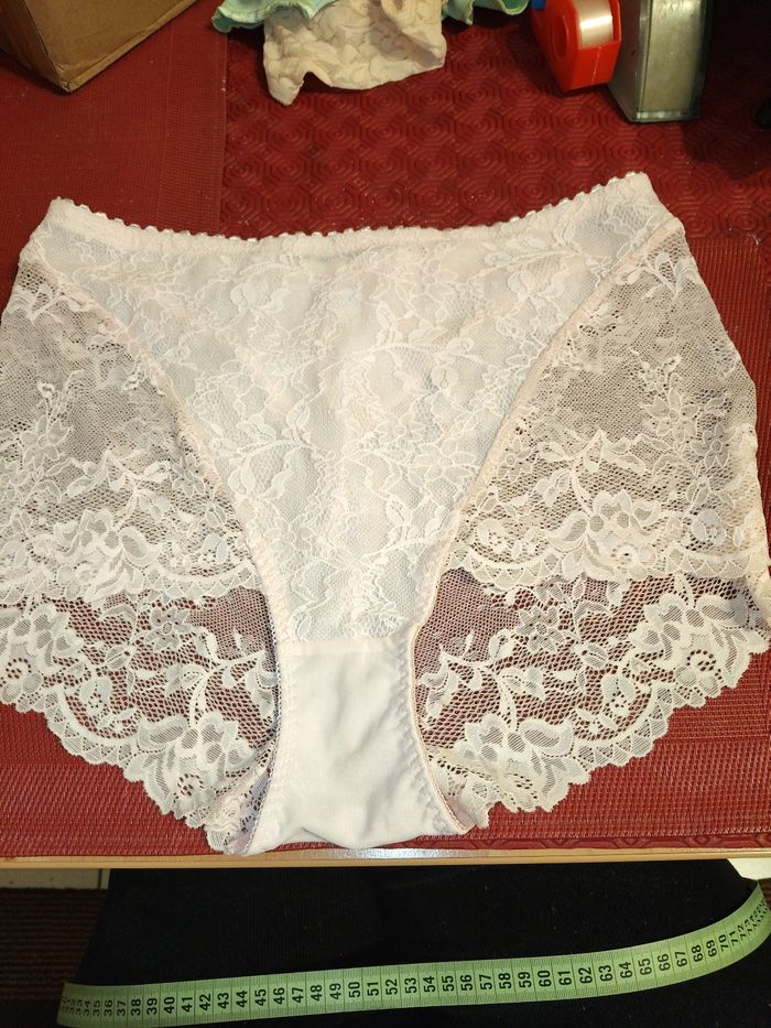 3 culottes gainantes neuves T. 38/40 - photo numéro 10