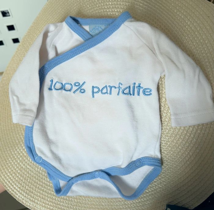 Lot 2 bodies taille naissance / 0 mois - photo numéro 3