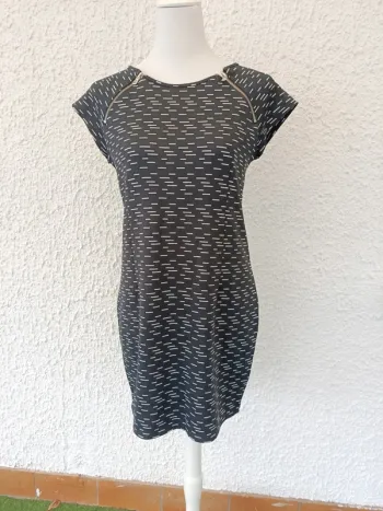 Robe courte noire et blanche tout feu tout femme taille L