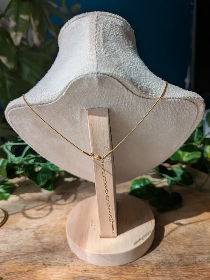 Collier perle dorée en acier inoxydable - photo numéro 2