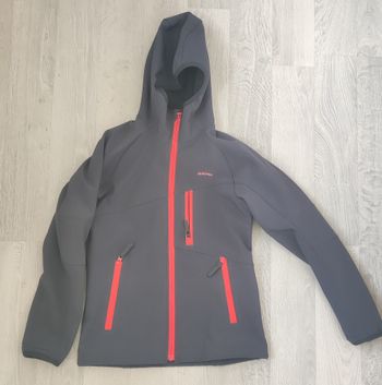 veste imperméable noire quechua 7-8 ans