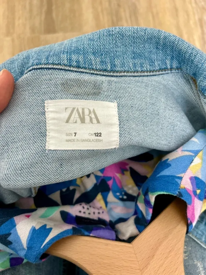 Veste en jean Zara - Taille 7 ans Très bon état - photo numéro 5