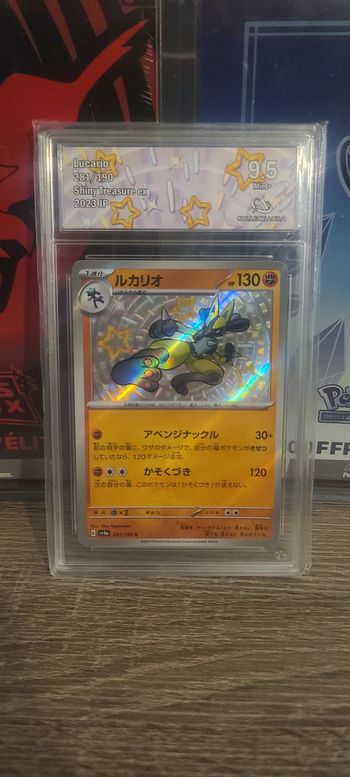 Lucario shiny 281/190 sv4a Collect aura 9.5