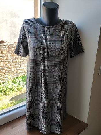 2 - Robe légère idéale pour le printemps et l'été 🌞