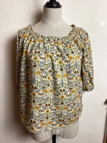 Blouse écrue fleurie Stradivarius 36