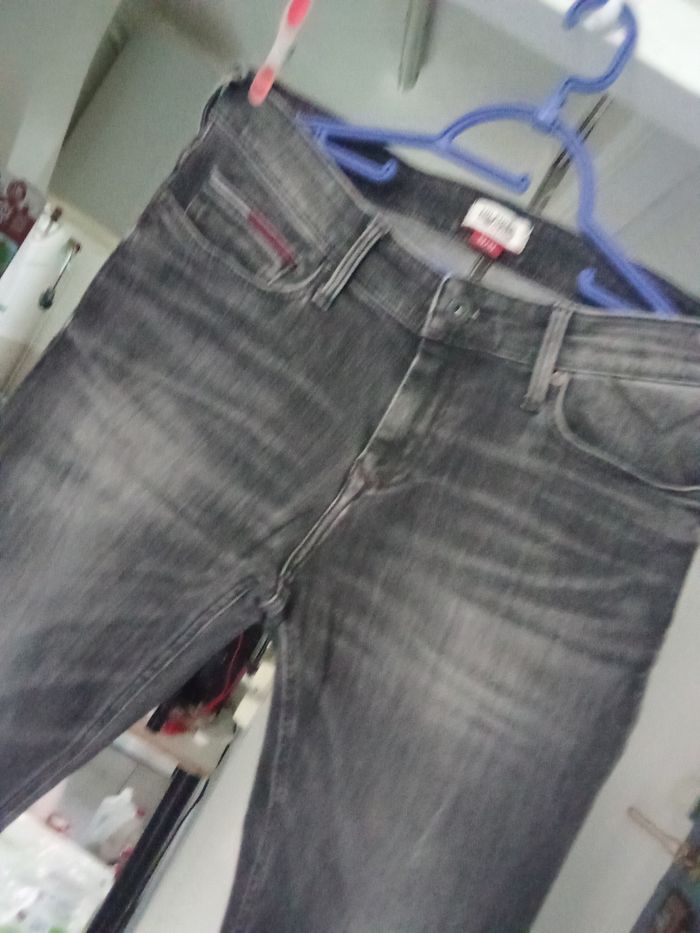 Jean de marque Hilfiger taille 42 - photo numéro 10