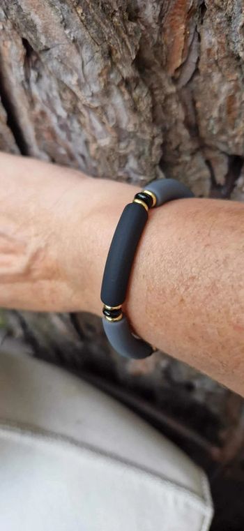 Jonc résine noir gris doré réglable