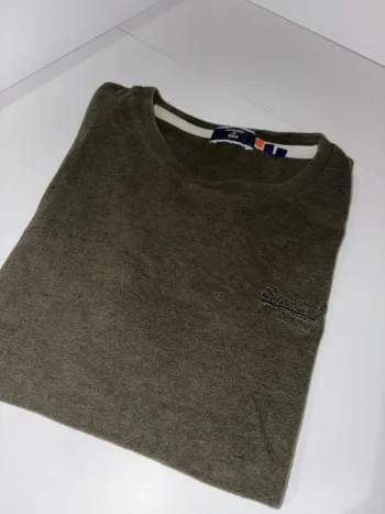 Tee shirt