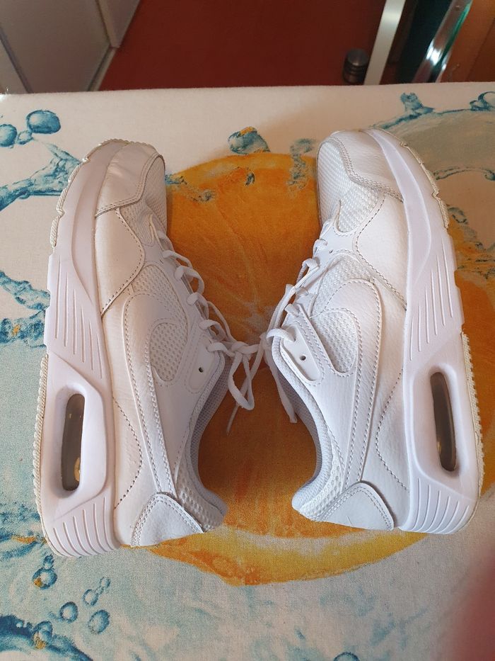 Basket Nike air blanche taille 38 - photo numéro 3