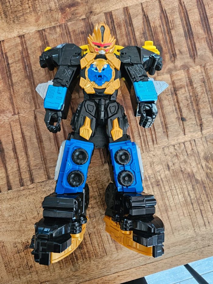 Figurine power ranger