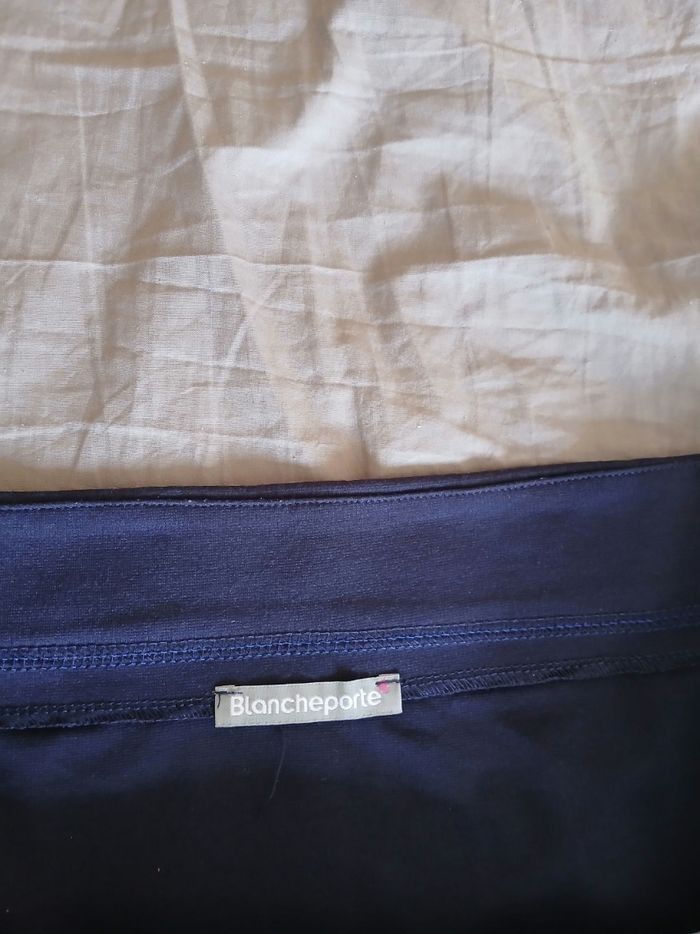 Jupe blanche porte taille 50 - photo numéro 3