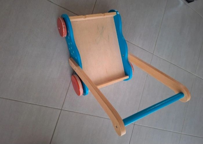 Chariot en bois - photo numéro 3