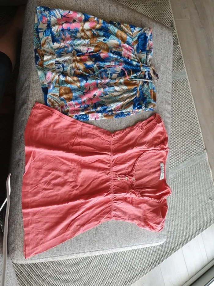 Lot tee shirt et dos nu