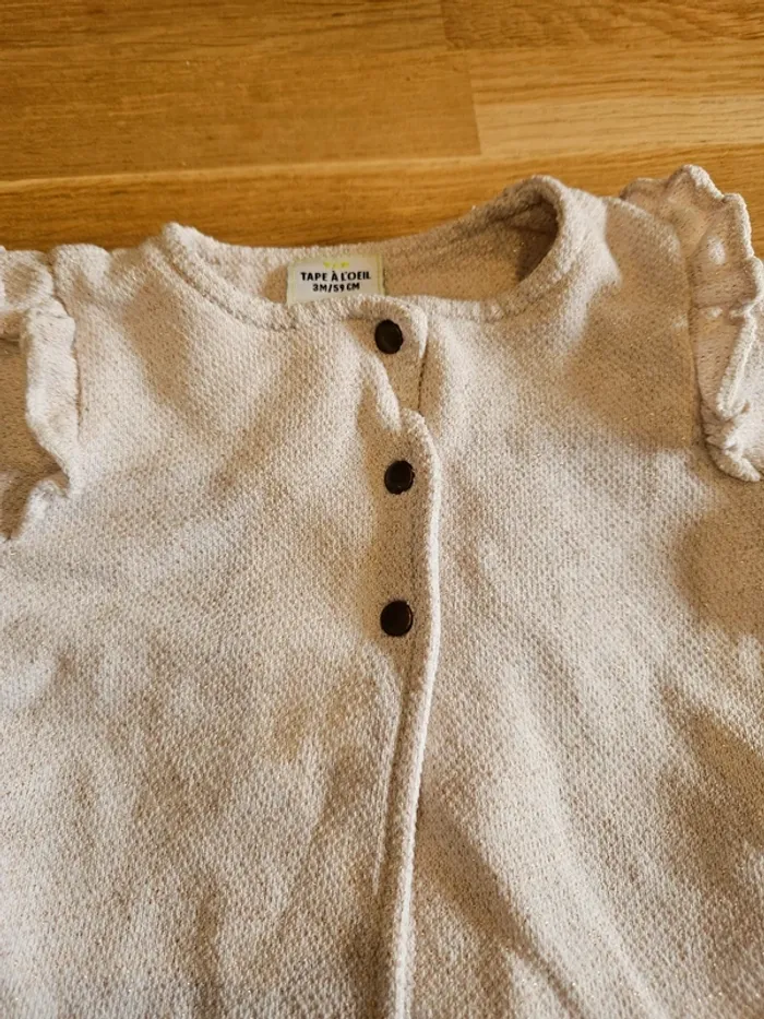 Gilet 3 mois fille - photo numéro 2