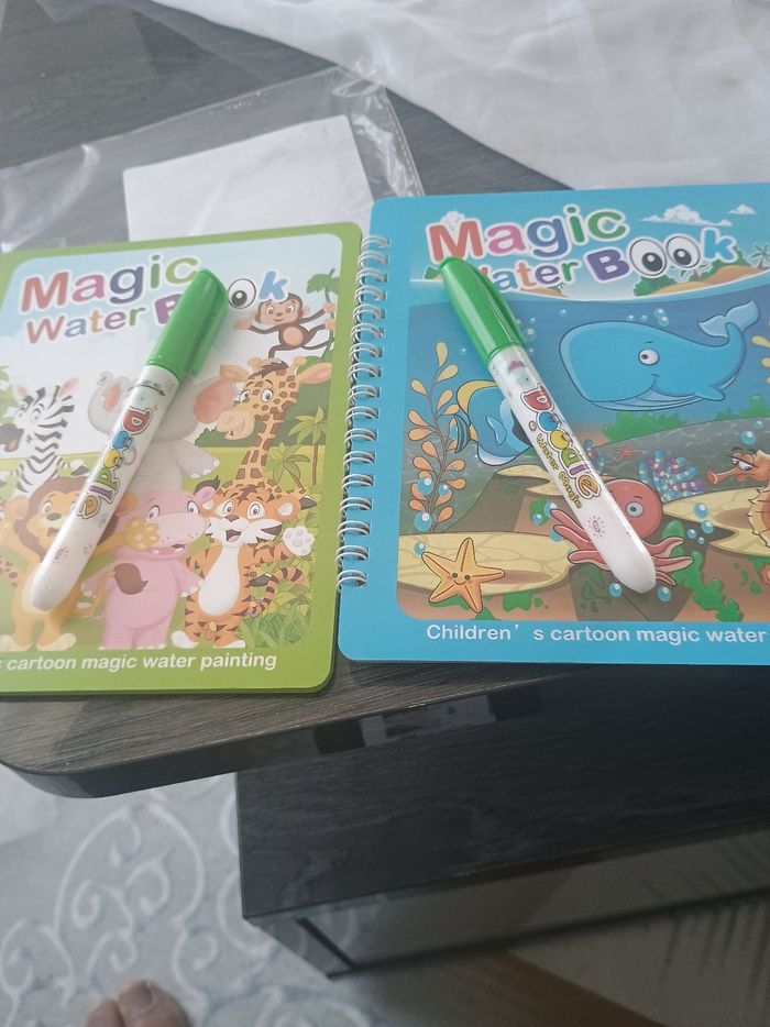 2 livres magiques à l'eau et stylo - photo numéro 6
