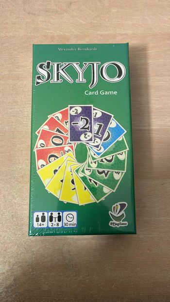 magilano SKYJO, Jeu de Cartes Amusant pour Les Jeunes et Les Moins Jeunes