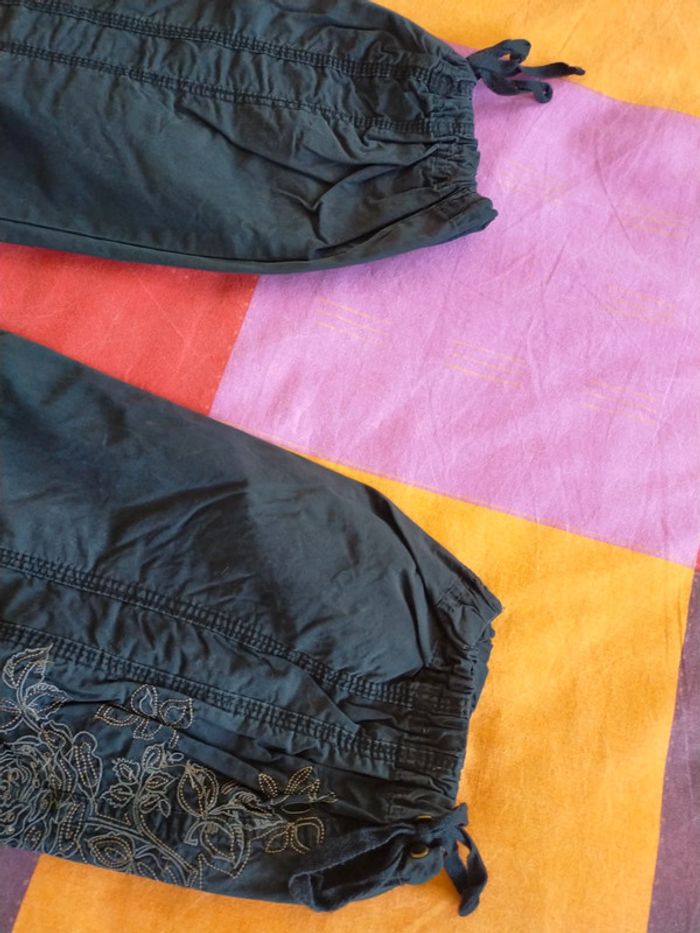 Pantalon brodé - photo numéro 3