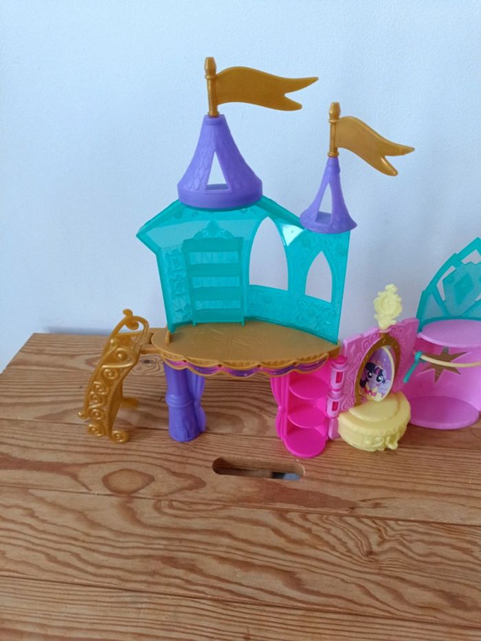 Château my little pony pas complet - photo numéro 7