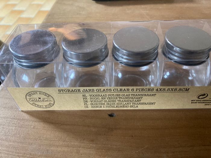 6 mini bocaux en verre transparent