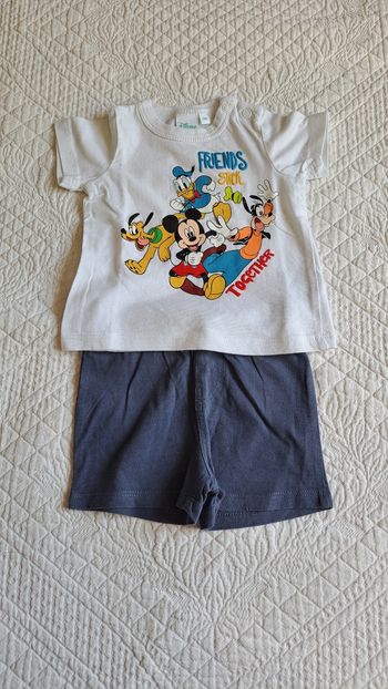 Ensemble short et tee-shirt Disney 3 mois