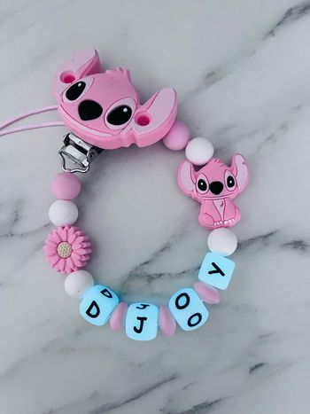 Attache tétine