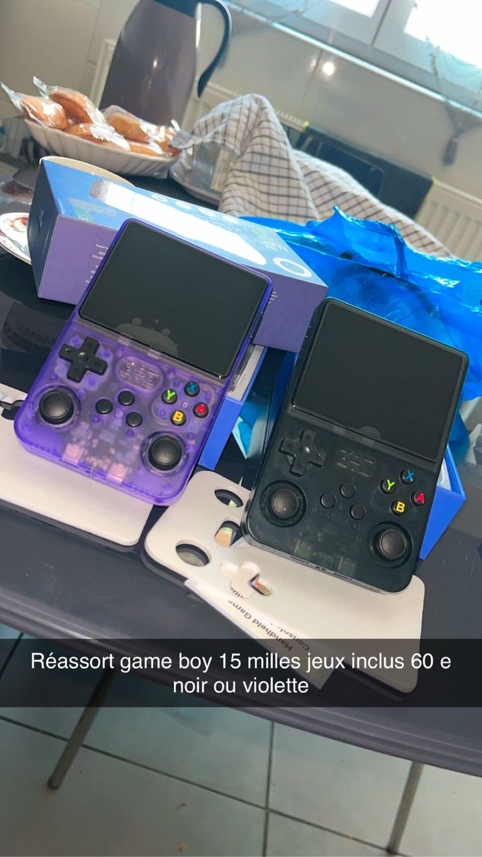 Console portable 15 000 jeux inclus - photo numéro 2