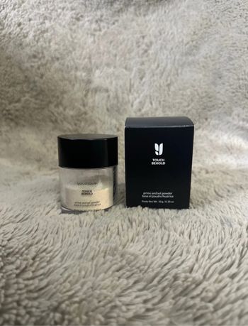 Base et poudre fixatrice Younique