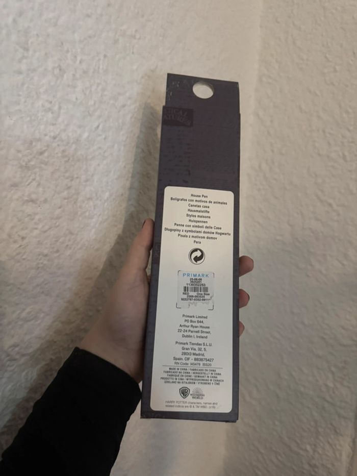 Stylo harry potter primark baguette gryphondor - photo numéro 2