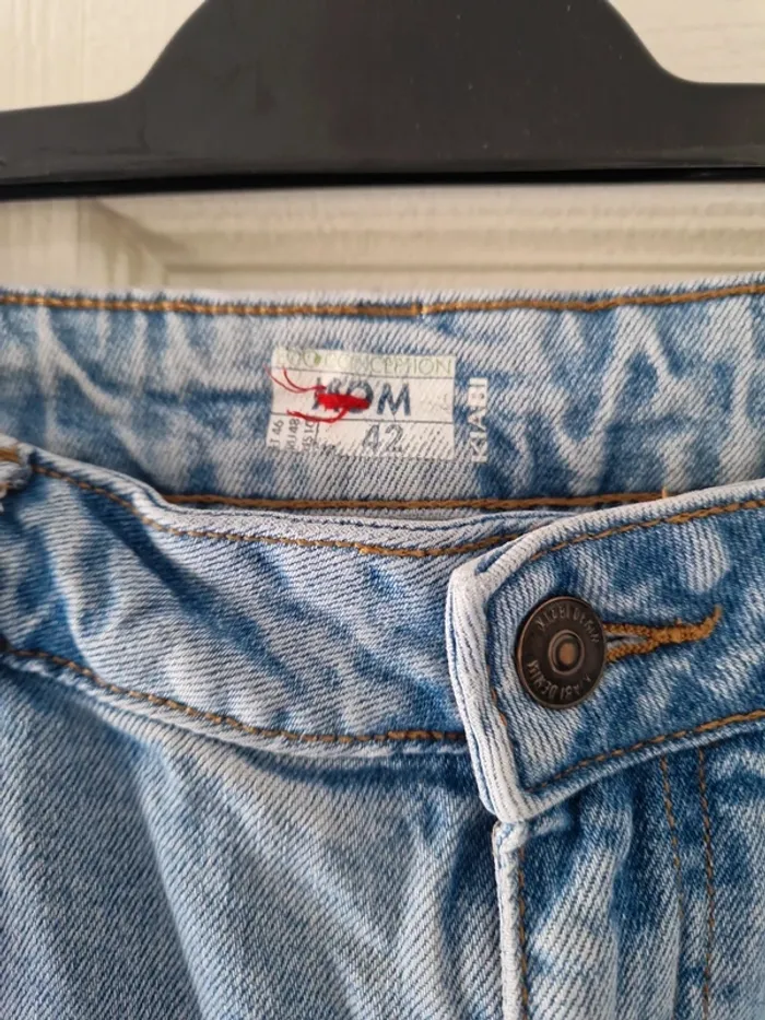Jean Mom taille 42 - photo numéro 2